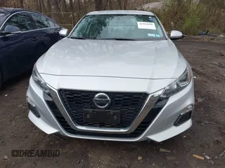 2020 Nissan Altima 2.5 S with VIN 1N4BL4BV6LC247547, listed as a IAAI auction lot 41989098 with 43,879 mi miles. Bid and sale history available at carsss.com. Image 12.