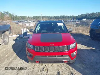 2020 Jeep Compass Trailhawk with VIN 3C4NJDDB6LT220868, listed as a IAAI auction lot 41600066 with 51,151 mi miles and . Bid and sale history available at carsss.com. Image 13.