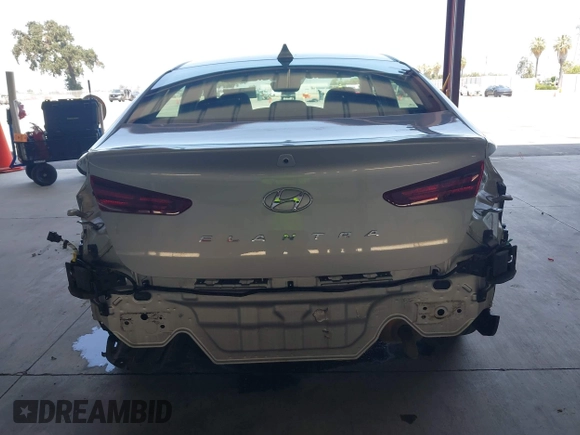 2020 Hyundai Elantra Value Edition z VIN KMHD84LF1LU080709, wystawiony jako IAAI lot #42444385 z przebiegiem 48 331 mil mil oraz . Historia ofert i sprzedaży dostępna na DreamBid. Obrazek 17.