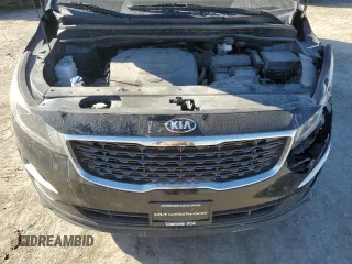 2020 Kia Sedona LX with VIN KNDMB5C10L6642216, listed as a Copart auction lot 84122934 with 92,017 mi miles and Salvage Title. Bid and sale history available at carsss.com. Image 12.