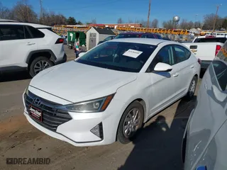 2019 Hyundai Elantra SE with VIN 5NPD74LF7KH433485, listed as a IAAI auction lot 41696040 with 68093 miles. Bid and sale history available at carsss.com. Image 19.