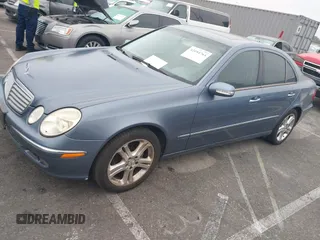 2006 Mercedes-Benz E 350 with VIN WDBUF56JX6A973322, listed as a IAAI auction lot 42184764 with 210,637 mi miles and . Bid and sale history available at carsss.com. Image 2.