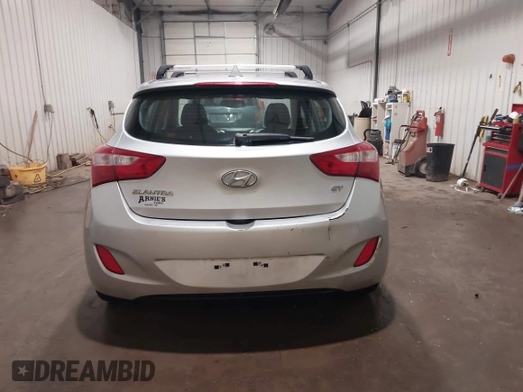 2013 Hyundai Elantra с VIN KMHD35LE4DU055414, выставлен на аукционе IAAI как лот 42023070 с пробегом 177 379 миль миль и . История ставок и продаж доступна на DreamBid. Изображение 16.