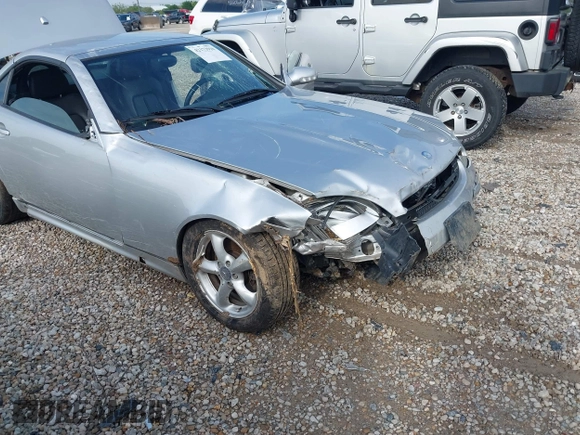 2001 Mercedes-Benz SLK 230/320 with VIN WDBKK65F81F191120, listed as a IAAI auction lot 42173910 with 128,035 mi miles and . Bid and sale history available at DreamBid. Image 11.