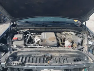 2021 GMC Sierra 1500 Denali z VIN 3GTU9FETXMG382438, wystawiony jako IAAI lot #41880365 z przebiegiem 54 651 mil mil oraz . Historia ofert i sprzedaży dostępna na DreamBid. Obrazek 10.