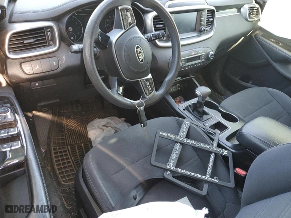 2019 Kia Sorento LX V6 with VIN 5XYPG4A50KG494000, listed as a Copart auction lot 47469005 with 0 mi miles and Salvage Title. Bid and sale history available at carsss.com. Image 8.