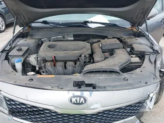 2017 Kia Optima EX with VIN 5XXGU4L35HG121651, listed as a IAAI auction lot 42155324 with 204,302 mi miles and . Bid and sale history available at DreamBid. Image 10.