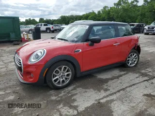 2020 MINI Hardtop Cooper with VIN WMWXR3C01L2M81657, listed as a Copart auction lot 61090295 with 41,654 mi miles and Salvage title. Bid and sale history available at DreamBid. Image 1.