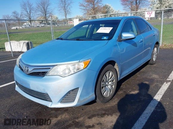 2012 Toyota Camry L with VIN 4T4BF1FK9CR214425, listed as a IAAI auction lot 41986138 with 220,740 mi miles. Bid and sale history available at carsss.com. Image 17.