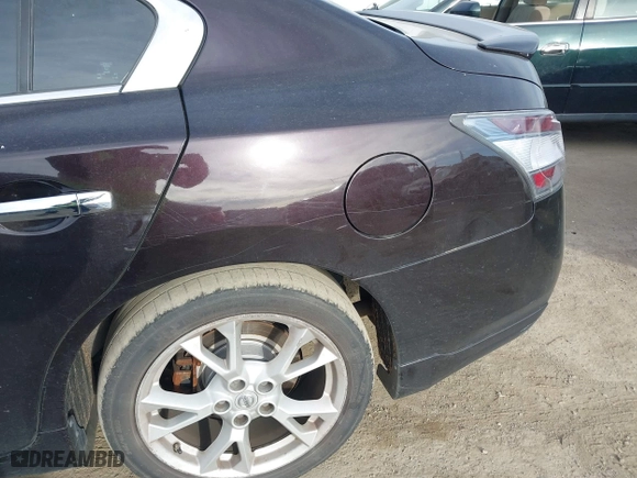 2012 Nissan Maxima 3.5 SV with VIN 1N4AA5APXCC845652, listed as a IAAI auction lot 41734541 with 193,925 mi miles. Bid and sale history available at carsss.com. Image 6.