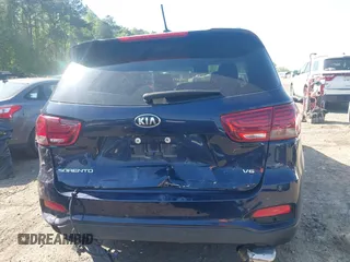 2020 Kia Sorento S z VIN 5XYPG4A58LG695161, wystawiony jako IAAI lot #42060397 z przebiegiem 49 573 mil mil oraz . Historia ofert i sprzedaży dostępna na DreamBid. Obrazek 16.