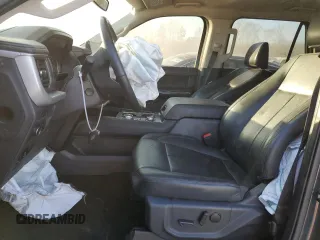 2022 Ford Expedition Max XLT z VIN 1FMJK1JT2NEA65791, wystawiony jako Copart lot #47407685 z przebiegiem 56 107 mil mil oraz Nie do naprawy • Non repairable. Historia ofert i sprzedaży dostępna na DreamBid. Obrazek 7.