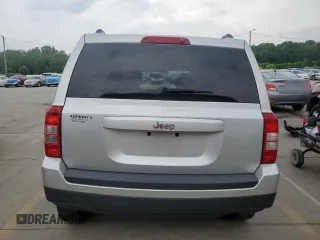 2014 Jeep Patriot Sport с VIN 1C4NJPBA5ED551767, выставлен на аукционе Copart как лот 61045035 с пробегом 154 705 миль миль и Списание • Salvage title. История ставок и продаж доступна на DreamBid. Изображение 6.