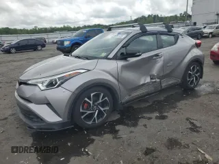 2018 Toyota C-HR XLE с VIN NMTKHMBX9JR002751, выставлен на аукционе Copart как лот 55694125 с пробегом 114 790 миль миль и Списание • Salvage title. История ставок и продаж доступна на DreamBid. Изображение 1.