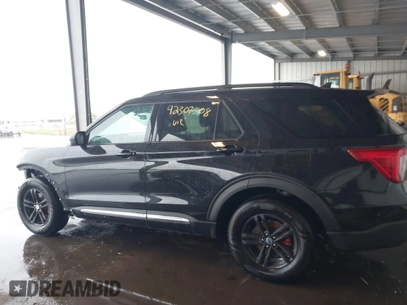 2024 Ford Explorer XLT with VIN 1FMSK8DH7RGA32154, listed as a IAAI auction lot 42307508 with 46,402 mi miles and . Bid and sale history available at DreamBid. Image 14.