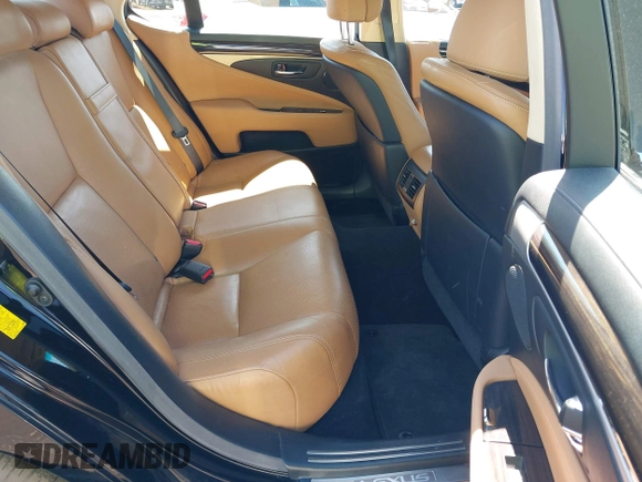 2013 Lexus LS 460 z VIN JTHCL5EF3D5019535, wystawiony jako IAAI lot #41985073 z przebiegiem 171 999 mil mil oraz . Historia ofert i sprzedaży dostępna na DreamBid. Obrazek 8.