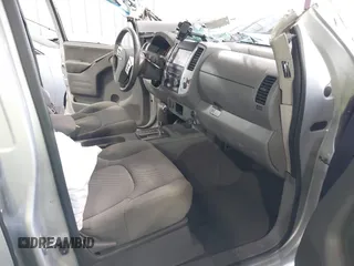 2019 Nissan Frontier SV z VIN 1N6AD0ER5KN790768, wystawiony jako IAAI lot #42206732 z przebiegiem 94 562 mil mil oraz . Historia ofert i sprzedaży dostępna na DreamBid. Obrazek 5.