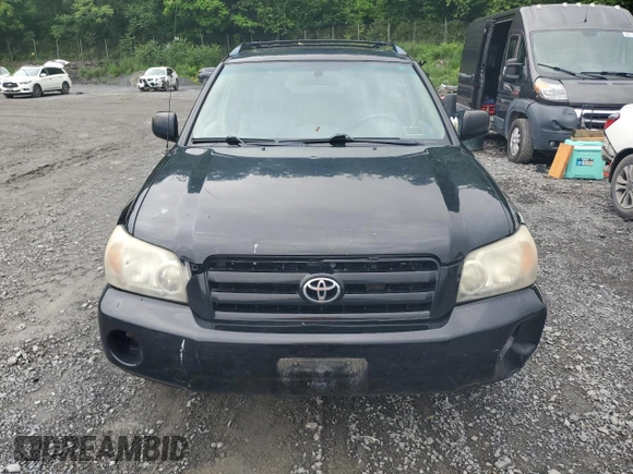 2005 Toyota Highlander z VIN JTEEP21A850090649, wystawiony jako Copart lot #61280015 z przebiegiem 220 506 mil mil oraz Czysty tytuł • Clean title. Historia ofert i sprzedaży dostępna na DreamBid. Obrazek 5.