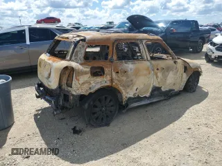 2022 MINI Countryman Cooper S with VIN WMZ53BR08N3N60754, listed as a Copart auction lot 73977484 with 0 mi miles and Non Repairable. Bid and sale history available at carsss.com. Image 3.