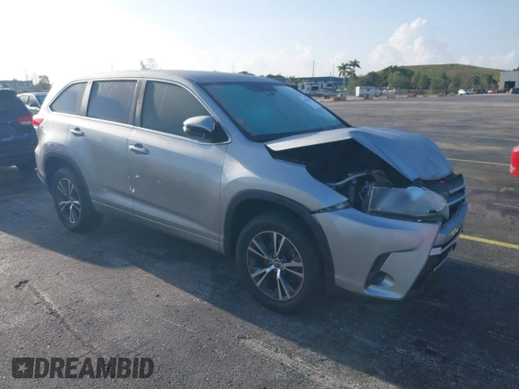 2018 Toyota Highlander LE with VIN 5TDZARFH7JS040614, listed as a IAAI auction lot 41922010 with 74,473 mi miles and . Bid and sale history available at DreamBid. Image 1.