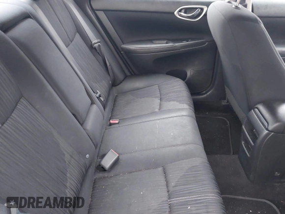 2017 Nissan Sentra SR z VIN 3N1AB7AP1HY213272, wystawiony jako IAAI lot #42305882 z przebiegiem 120 918 mil mil oraz . Historia ofert i sprzedaży dostępna na DreamBid. Obrazek 8.