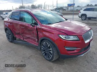2019 Lincoln MKC Reserve with VIN 5LMTJ3DH1KUL35090, listed as a IAAI auction lot 41409851 with 51,572 mi miles. Bid and sale history available at carsss.com. Image 1.