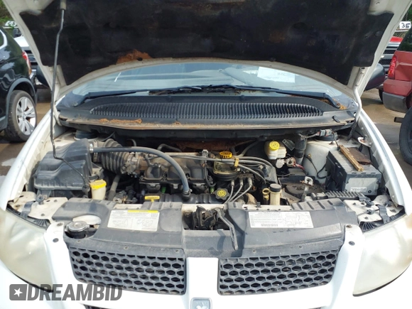 2002 Dodge Caravan Sport with VIN 2B4GP44382R741363, listed as a IAAI auction lot 42141905 with 204,793 mi miles and . Bid and sale history available at carsss.com. Image 10.