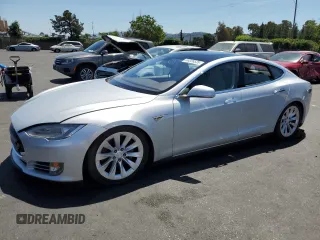 2012 Tesla Model S Performance с VIN 5YJSA1CP6CFP01409, выставлен на аукционе Copart как лот 56226535 с пробегом 90 313 миль миль и Чистый • Clean title. История ставок и продаж доступна на DreamBid. Изображение 1.