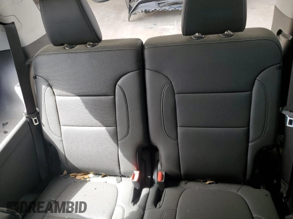 2023 GMC Acadia SLT with VIN 1GKKNML47PZ238017, listed as a Copart auction lot 49063205 with 21,782 mi miles and Clean Title. Bid and sale history available at DreamBid. Image 10.