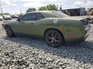 2019 Dodge Challenger SXT z VIN 2C3CDZAG6KH746800, wystawiony jako Copart lot #54011225 z przebiegiem 119 511 mil mil oraz Szkoda całkowita • Salvage title. Historia ofert i sprzedaży dostępna na DreamBid. Obrazek 2.