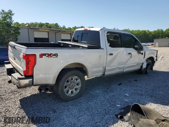 2017 Ford F-250 Lariat with VIN 1FT7W2BT8HEE81095, listed as a Copart auction lot 57960545 with 200,323 mi miles and Salvage title. Bid and sale history available at DreamBid. Image 3.