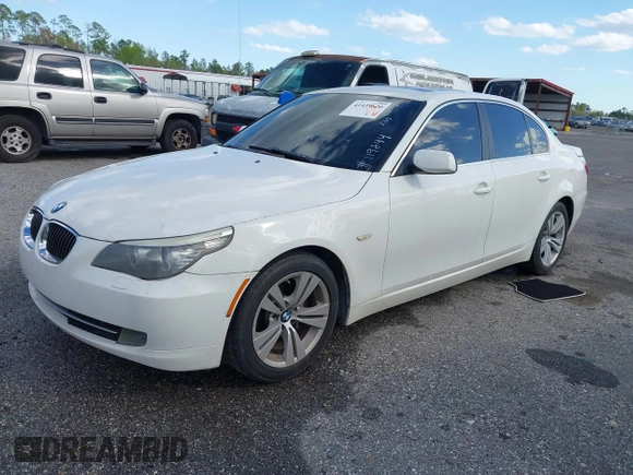 2009 BMW 5 Series 528i with VIN WBANU535X9C119844, listed as a IAAI auction lot 41439620 with 88,533 mi miles and . Bid and sale history available at carsss.com. Image 2.