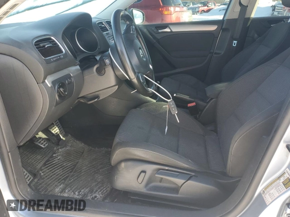 2012 Volkswagen Golf TDI z VIN WVWNM7AJXCW215994, wystawiony jako Copart lot #62693075 z przebiegiem 122 234 mil mil oraz Nie do naprawy • Non repairable. Historia ofert i sprzedaży dostępna na DreamBid. Obrazek 7.