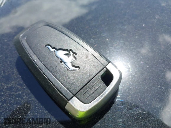 2021 Ford Mustang GT z VIN 1FA6P8CF9M5101993, wystawiony jako IAAI lot #42152731 z przebiegiem 25 699 mil mil oraz . Historia ofert i sprzedaży dostępna na DreamBid. Obrazek 11.