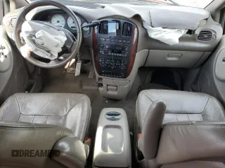 2001 Dodge Caravan ES with VIN 2B8GP54L31R220067, listed as a Copart auction lot 46812665 with 209,684 mi miles and Non Repairable. Bid and sale history available at carsss.com. Image 8.