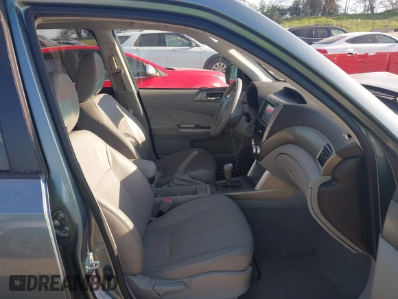 2009 Subaru Forester X Limited с VIN JF2SH64629H744847, выставлен на аукционе IAAI как лот 42231778 с пробегом 172 139 миль миль и . История ставок и продаж доступна на DreamBid. Изображение 5.