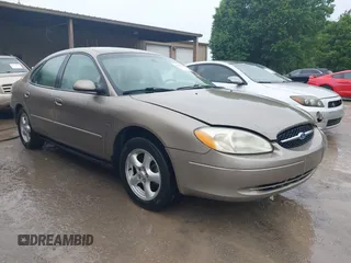 2002 Ford Taurus SES Standard with VIN 1FAFP55S42A248753, listed as a IAAI auction lot 42112264 with 219,560 mi miles. Bid and sale history available at carsss.com. Image 1.