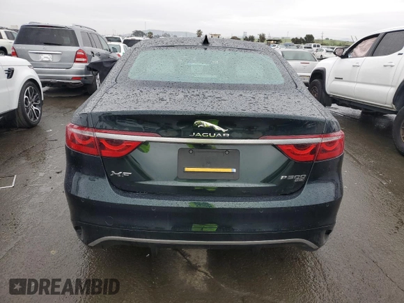 2022 Jaguar XF R-Dynamic SE with VIN SAJBL4GX7NCY90868, listed as a Copart auction lot 42582945 with 5,043 mi miles and Salvage Title. Bid and sale history available at carsss.com. Image 6.