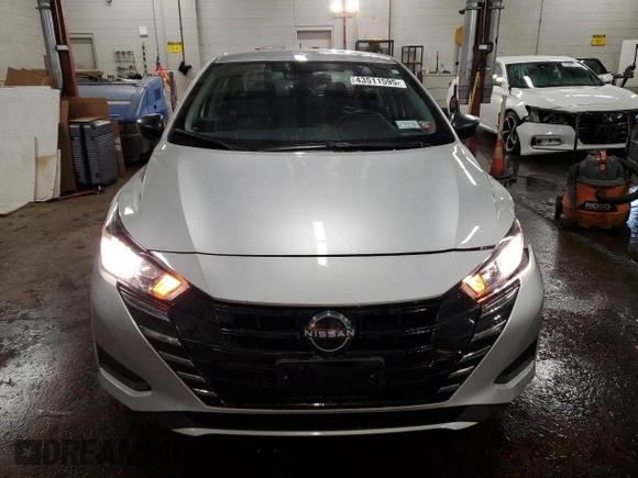 2023 Nissan Versa S z VIN 3N1CN8DV5PL832890, wystawiony jako Copart lot #43511595 z przebiegiem 24 836 mil mil oraz Szkoda całkowita • Salvage title. Historia ofert i sprzedaży dostępna na DreamBid. Obrazek 5.