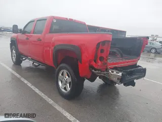 2011 Chevrolet Silverado 2500HD LT with VIN 1GC1KXCGXBF130075, listed as a IAAI auction lot 41467109 with 167,233 mi miles. Bid and sale history available at carsss.com. Image 3.