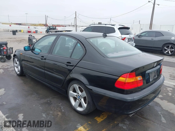 2005 BMW 3 Series 325i with VIN WBAAZ33405KP92833, listed as a IAAI auction lot 42734129 with 123,680 mi miles and . Bid and sale history available at DreamBid. Image 3.