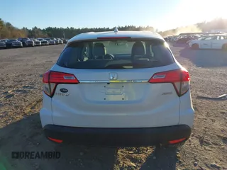 2021 Honda HR-V LX with VIN 3CZRU6H36MM738069, listed as a IAAI auction lot 40893571 with 68,172 mi miles. Bid and sale history available at carsss.com. Image 17.