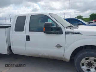 2012 Ford F-250 XLT with VIN 1FT7X2AT5CEC30526, listed as a IAAI auction lot 42029825 with 263,897 mi miles and . Bid and sale history available at DreamBid. Image 13.