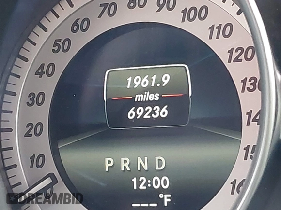 2014 Mercedes-Benz C 250 with VIN WDDGJ4HBXEG280202, listed as a IAAI auction lot 41543546 with 69,236 mi miles and . Bid and sale history available at DreamBid. Image 15.