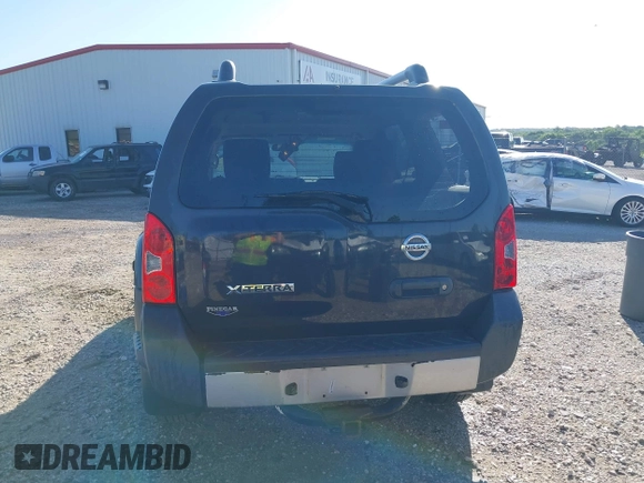 2013 Nissan Xterra S z VIN 5N1AN0NW7DN816369, wystawiony jako IAAI lot #42296551 z przebiegiem 150 551 mil mil oraz . Historia ofert i sprzedaży dostępna na DreamBid. Obrazek 16.