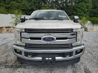 2017 Ford F-350 Lariat z VIN 1FT8W3DT4HED39267, wystawiony jako Copart lot #60000445 z przebiegiem 501 155 mil mil oraz Czysty tytuł • Clean title. Historia ofert i sprzedaży dostępna na DreamBid. Obrazek 5.