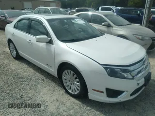 2010 Ford Fusion Hybrid z VIN 3FADP0L31AR387443, wystawiony jako IAAI lot #40034145 z przebiegiem 153 847 mil mil oraz . Historia ofert i sprzedaży dostępna na DreamBid. Obrazek 1.