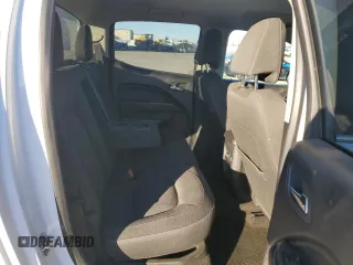 2015 GMC Canyon 2WD SLE with VIN 1GTG5BE3XF1239945, listed as a Copart auction lot 41541745 with 194,120 mi miles and Salvage Title. Bid and sale history available at carsss.com. Image 10.