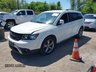 2016 Dodge Journey Crossroad Plus z VIN 3C4PDCGG4GT154134, wystawiony jako IAAI lot #42124659 z przebiegiem 101 700 mil mil oraz . Historia ofert i sprzedaży dostępna na DreamBid. Obrazek 17.
