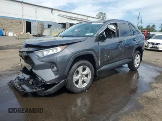 2020 Toyota RAV4 XLE с VIN 2T3P1RFV2LC121388, выставлен на аукционе Copart как лот 61336565 с пробегом Не указан миль и Списание • Salvage title. История ставок и продаж доступна на DreamBid. Изображение 1.